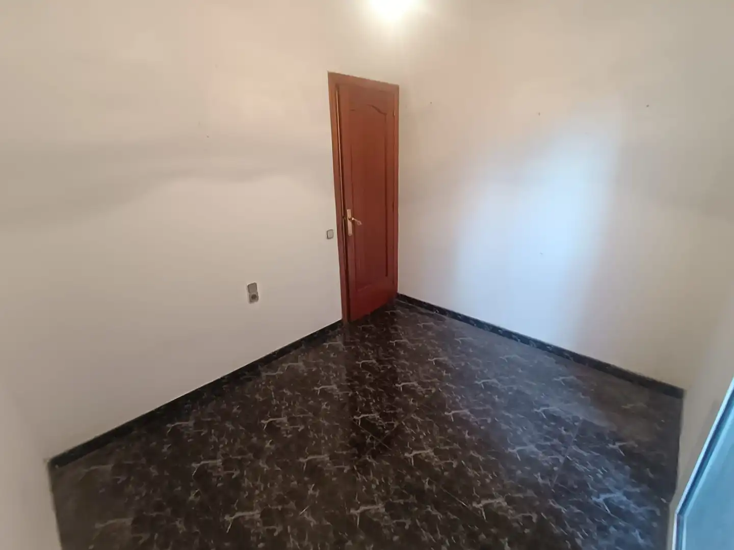 Piso en venta en El Prat de Llobregat con Balcón