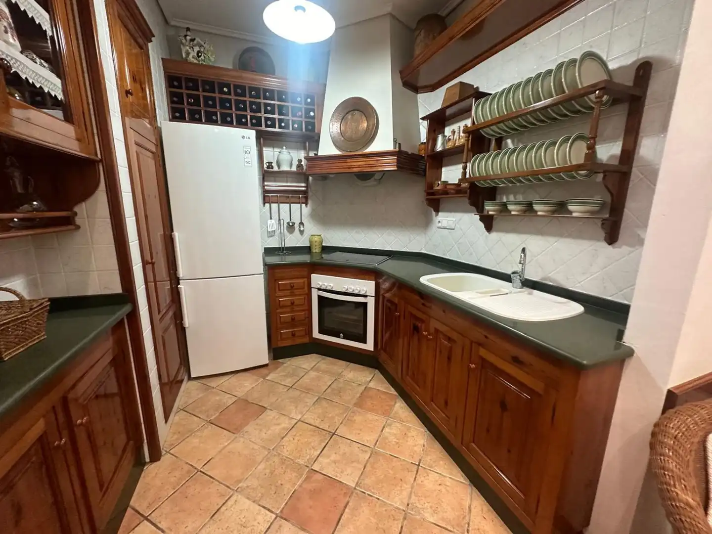 Cuina de Casa o xalet en venda en Almazora / Almassora amb Terrassa, Traster i Balcó