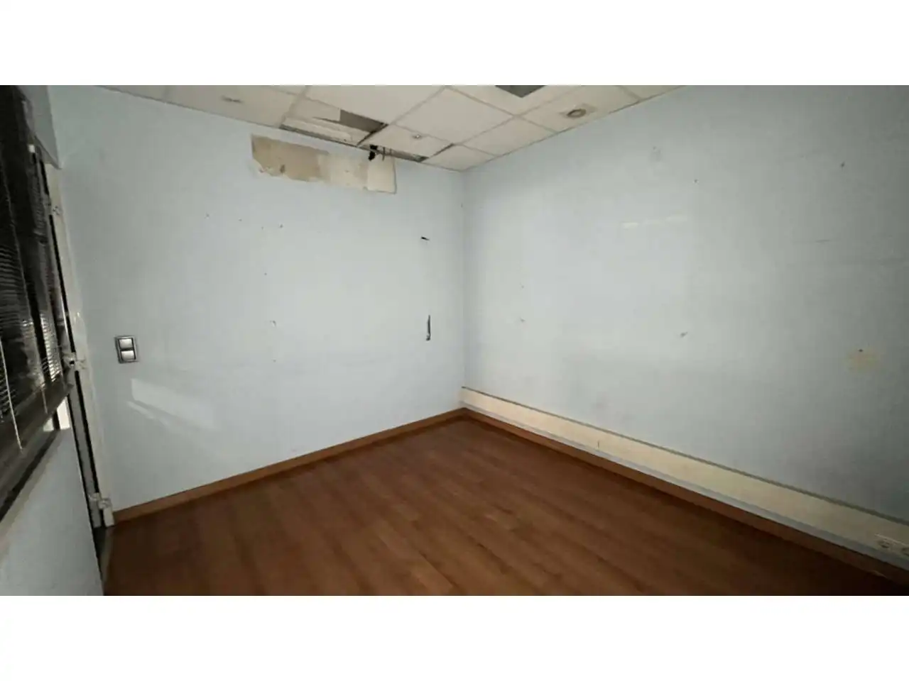 Business premises for sale in Calle Tamarit, imagen 9