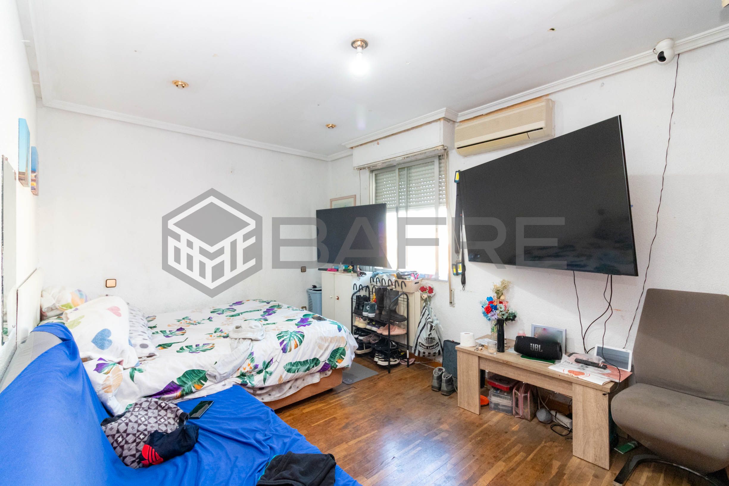 Dormitori de Pis en venda en  Madrid Capital