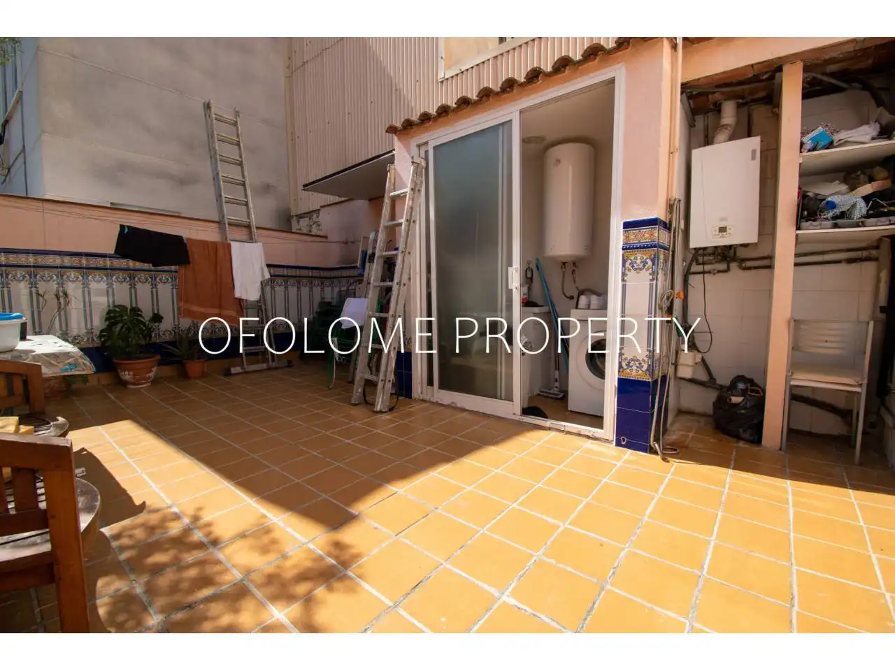 Terrasse von Einfamilien-Reihenhaus zum Verkauf in Sabadell mit Heizung und Terrasse