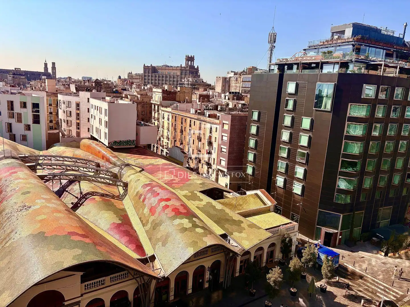 Vista exterior de Piso en venta en Barcelona con Aire acondicionado