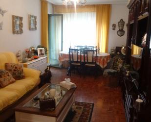 Living room of Flat for sale in Salamanca Capital  with Balcony