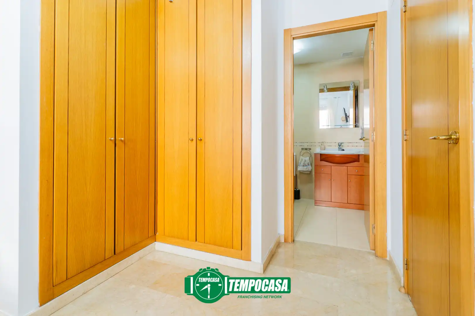 Flat for sale in Catarroja  with Air Conditioner, Heating and Balcony