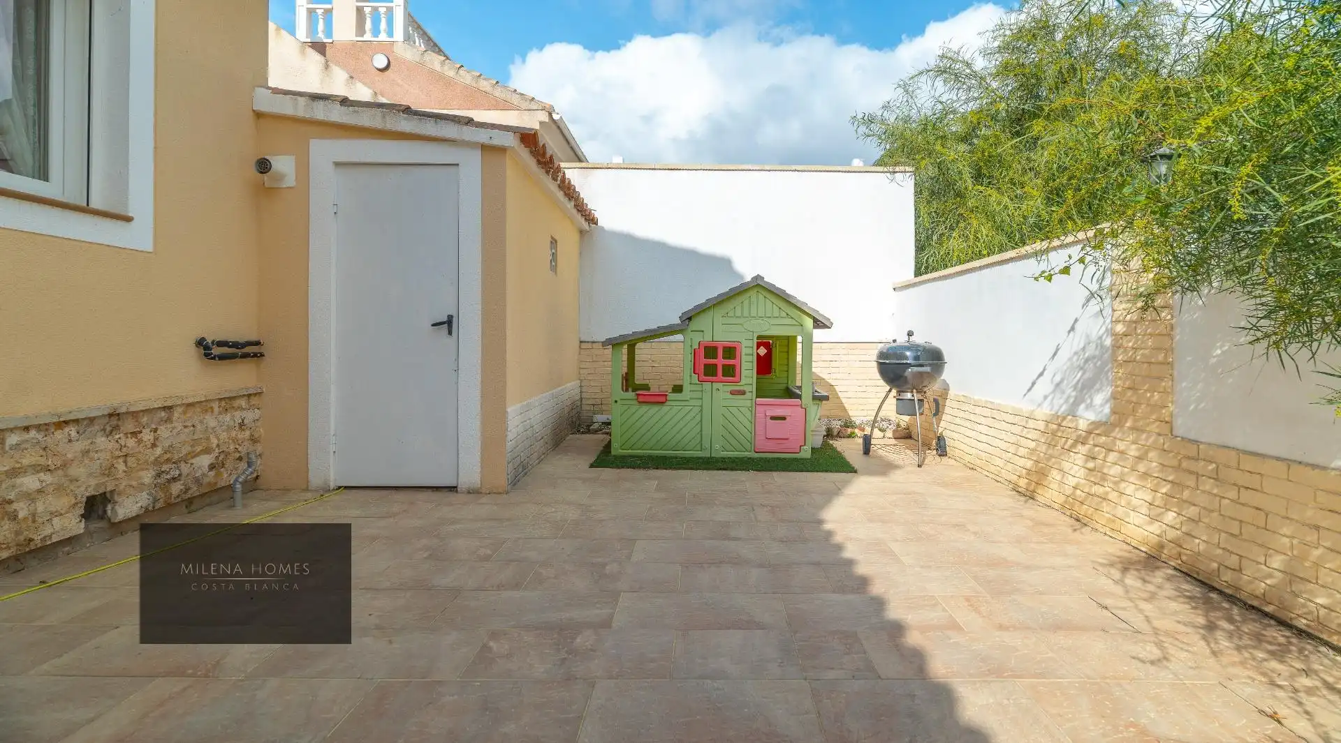 Terrassa de Casa o xalet en venda en Pilar de la Horadada