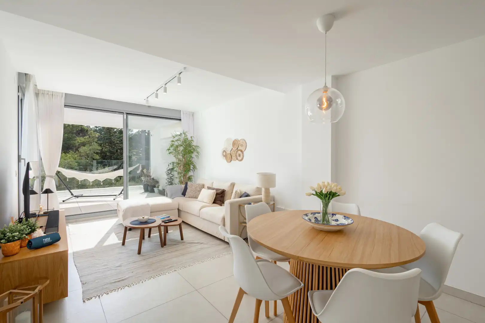 Living room of Attic for sale in Marbella  with Air Conditioner, Heating and Terrace