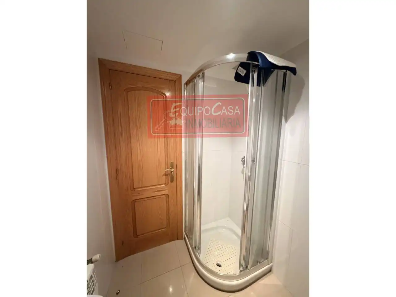 Baño de Oficina de alquiler en Lugo con Calefacción y Alarma