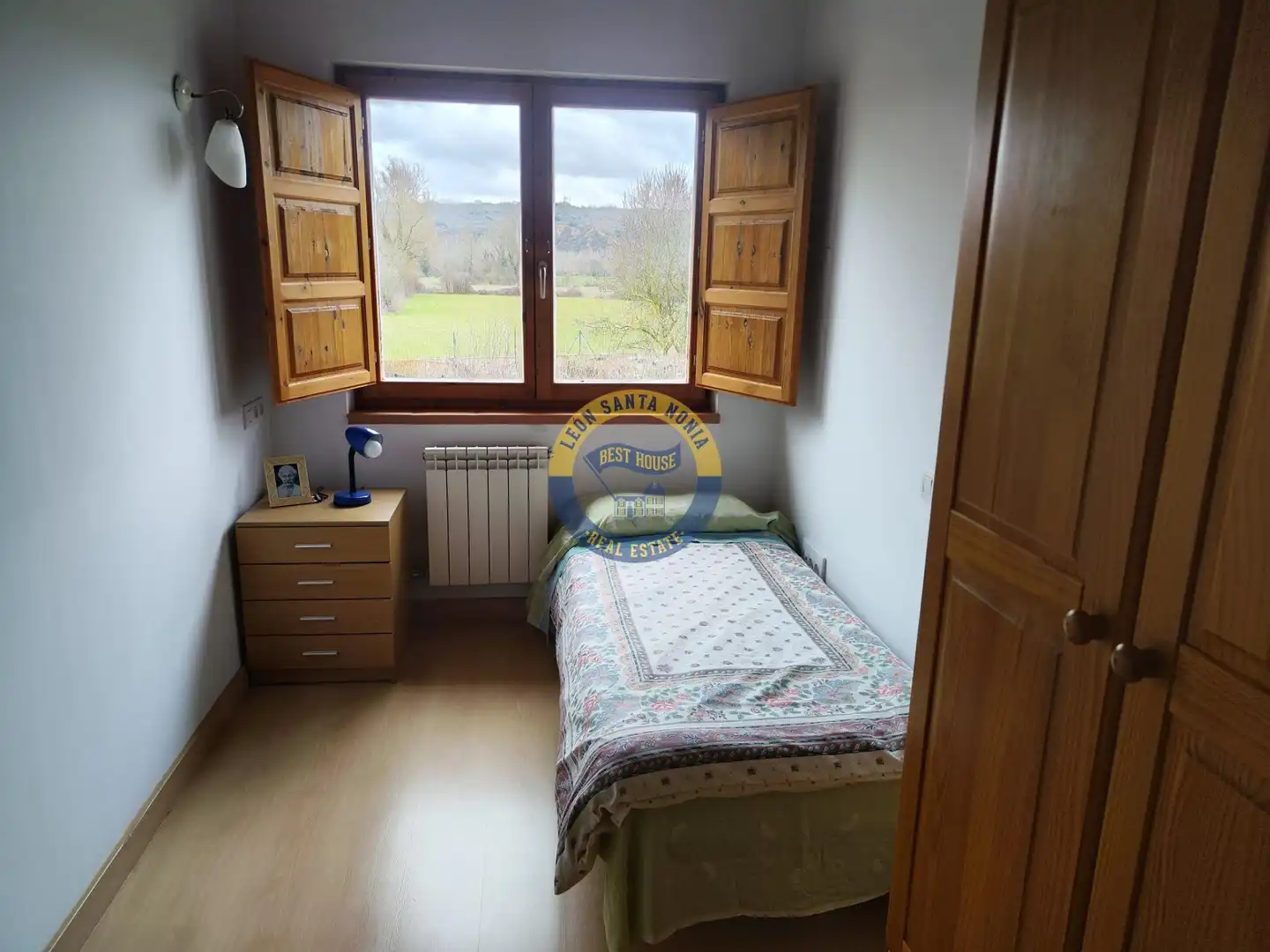 Bedroom of Houses for sale in Villaquilambre  with Heating, Private garden and Terrace