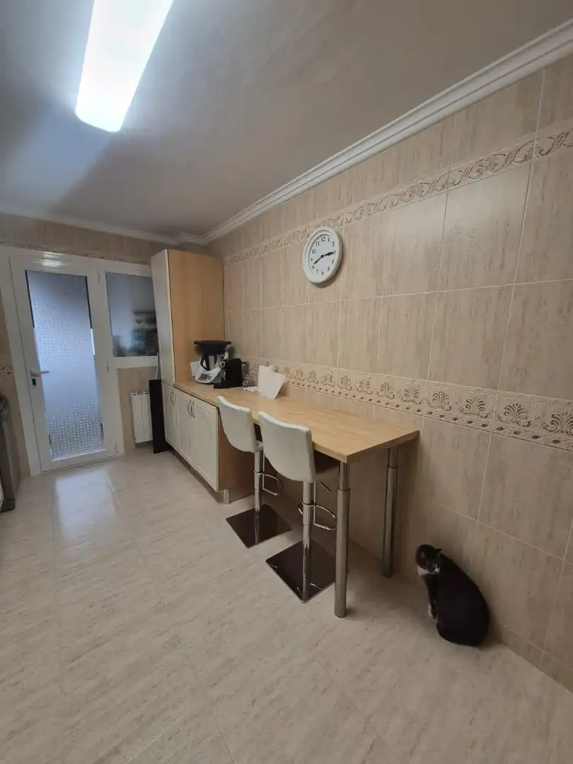 Kitchen of Flat for sale in Binissalem  with Air Conditioner, Parquet flooring and Oven