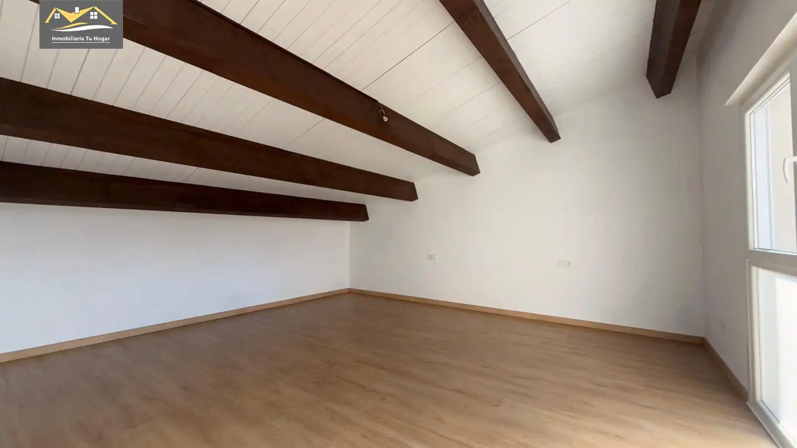 Casa adosada en venda en Allariz amb Calefacció, Jardí privat i Terrassa