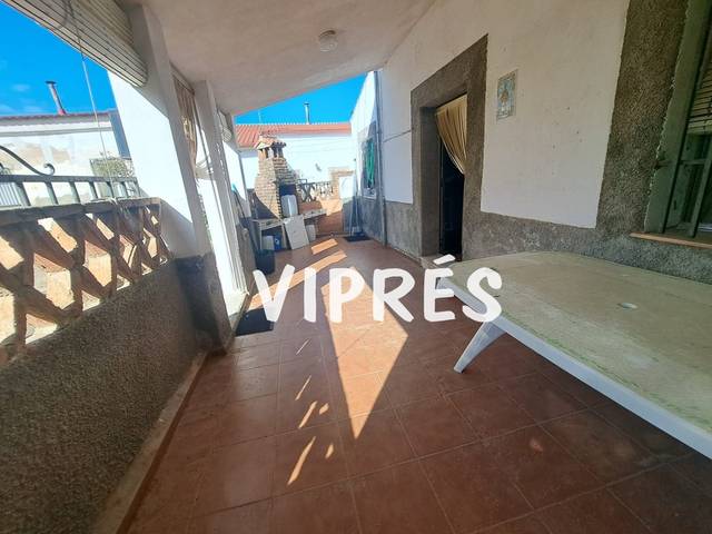 Casa-chalet en Venta en Arroyo de la Luz