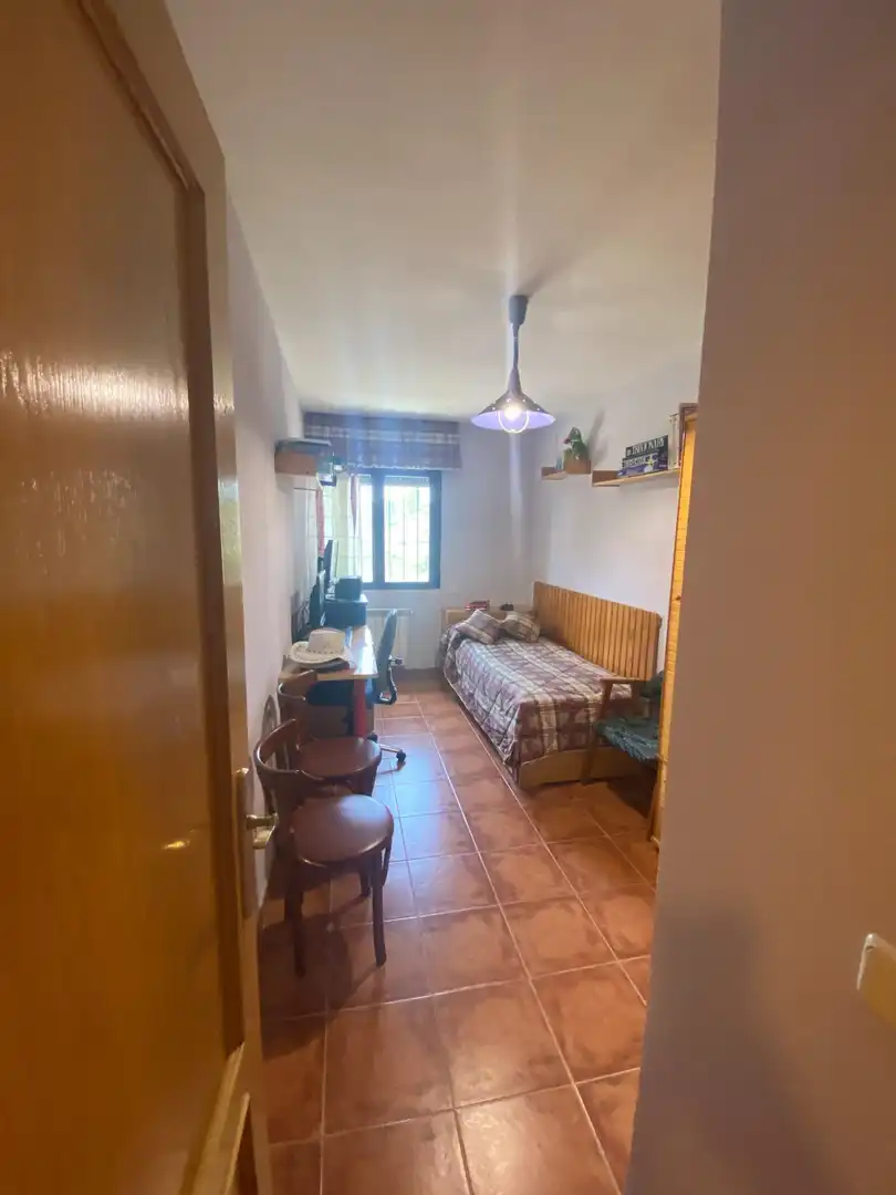 Habitación de Casa o chalet en venta en Auñón con Jardín privado, Terraza y Piscina