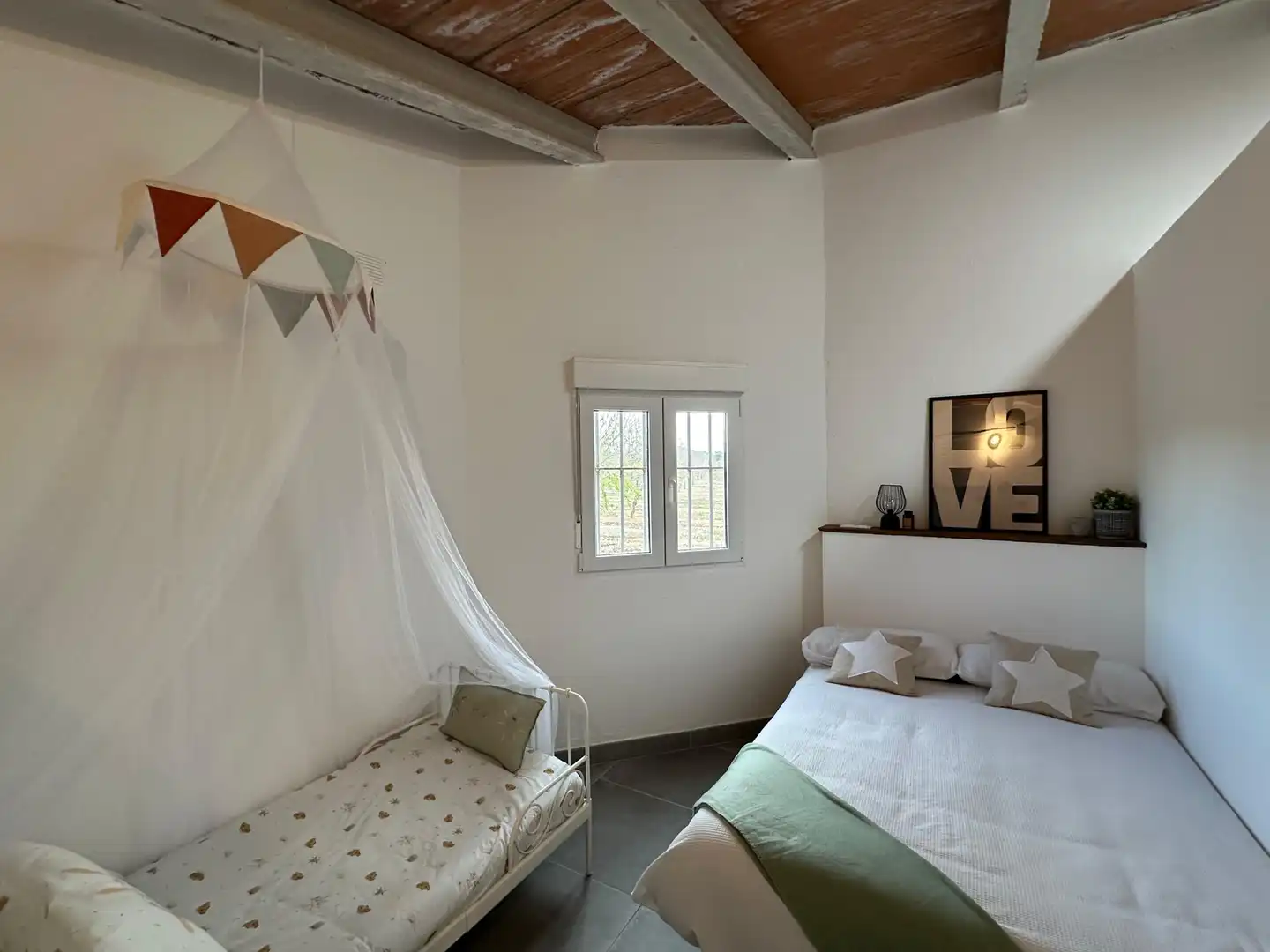 Habitación de Finca rústica en venta en Valls con Aire acondicionado, Calefacción y Jardín privado
