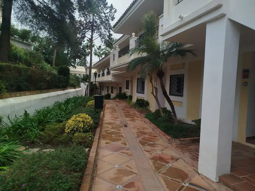 Home with pool for sale in Nueva Andalucía, imagen 9