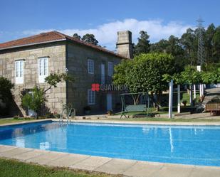 Piscina de Casa o xalet en venda en Padrón