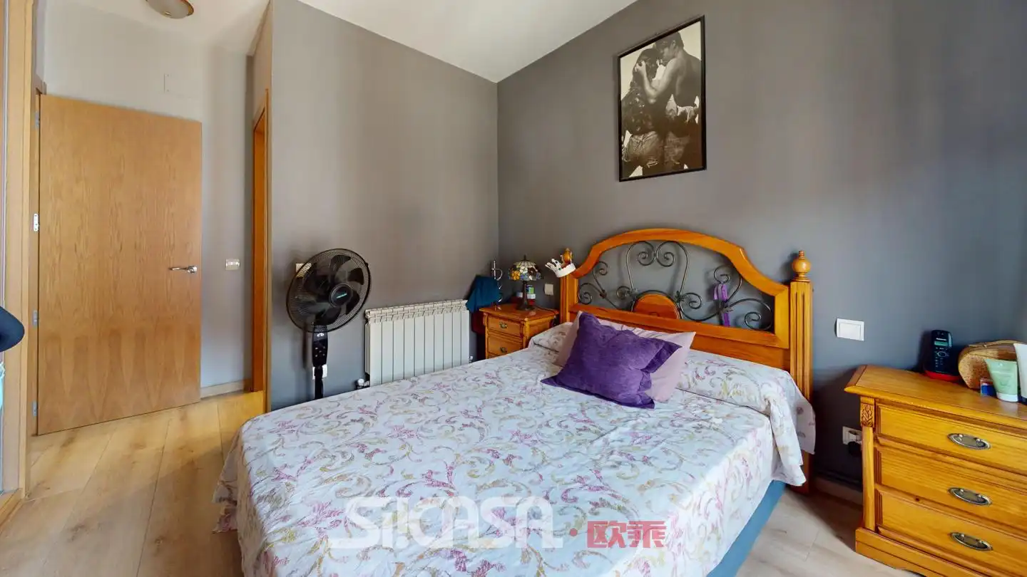Bedroom of Flat for sale in Esquivias  with Air Conditioner, Heating and Storage room