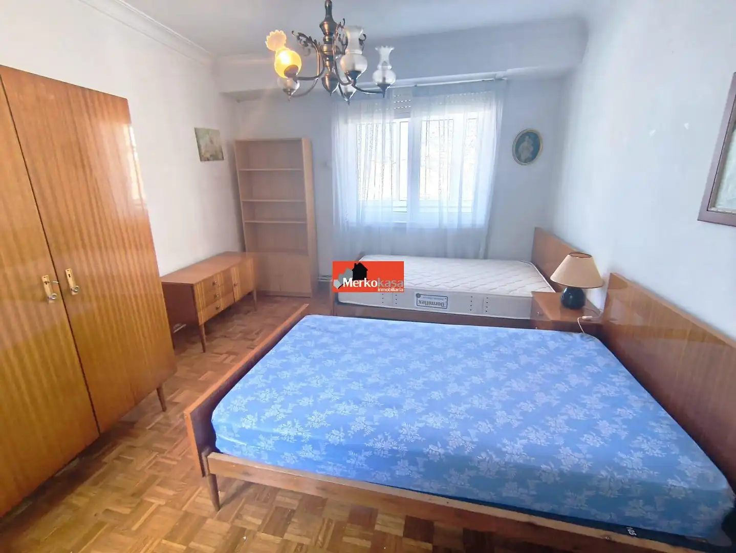 Schlafzimmer von Wohnung zur Miete in Lugo mit Heizung und Möbliert