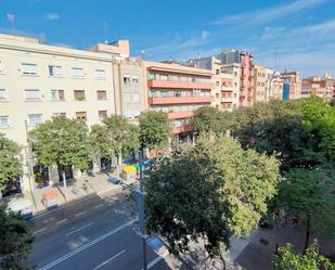 Vista exterior de Pis de lloguer en  Barcelona Capital amb Forn i Rentadora