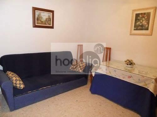 Sala d'estar de Pis de lloguer en  Sevilla Capital amb Aire condicionat i Moblat
