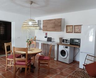 Cuina de Finca rústica de lloguer en Carratraca amb Terrassa, Moblat i Rentadora