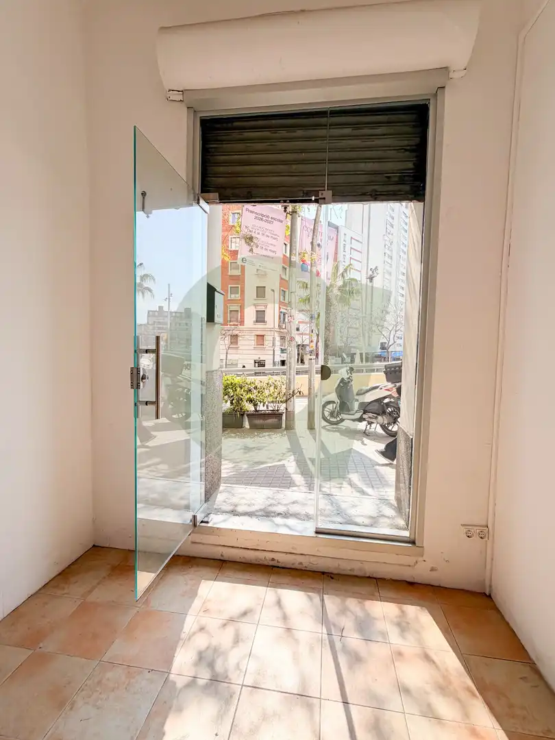 Local en venda en  Barcelona Capital