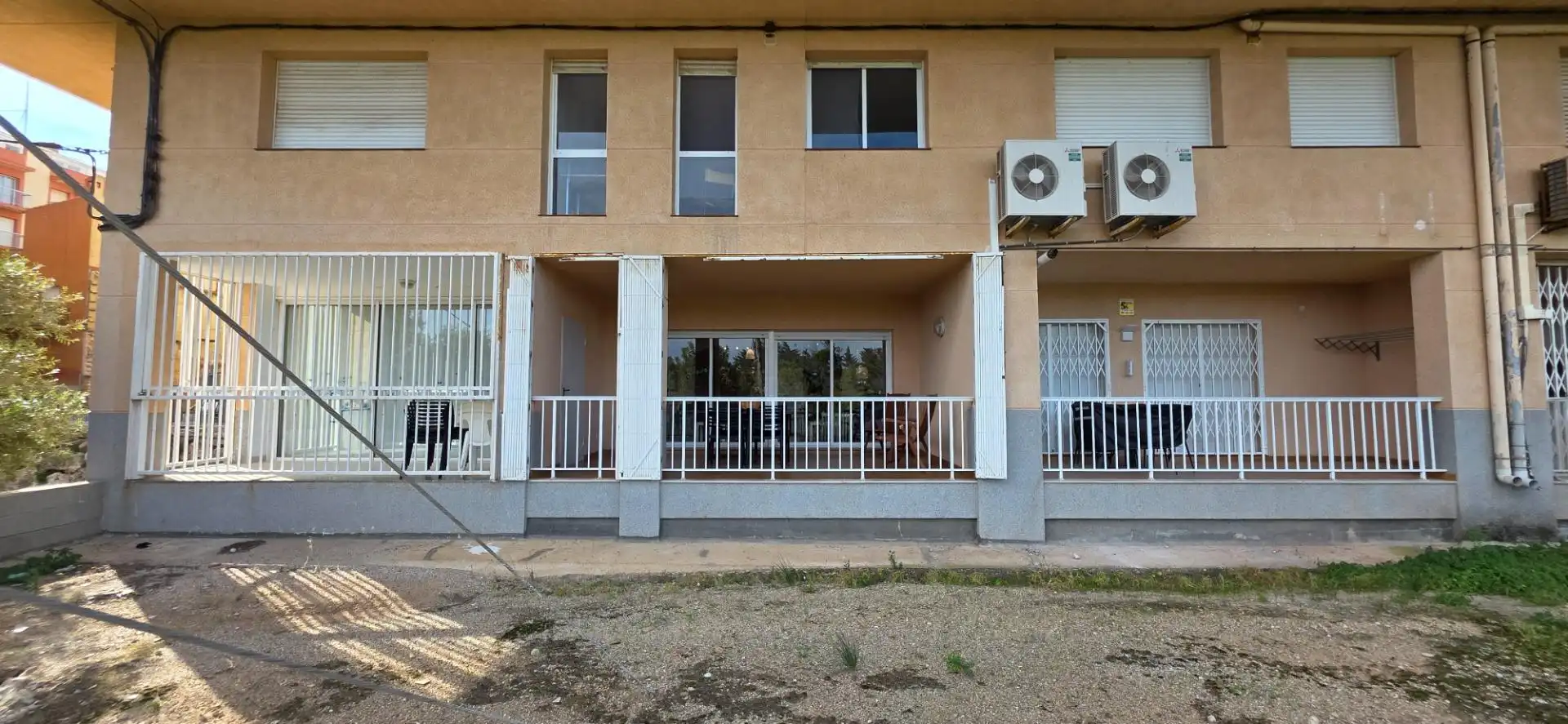 Vista exterior de Dúplex en venda en L'Ametlla de Mar  amb Jardí privat i Terrassa