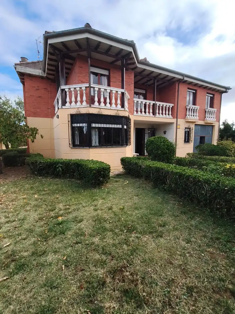 Haus mit Terrasse zum Verkauf in Melgar de Fernamental, imagen 2