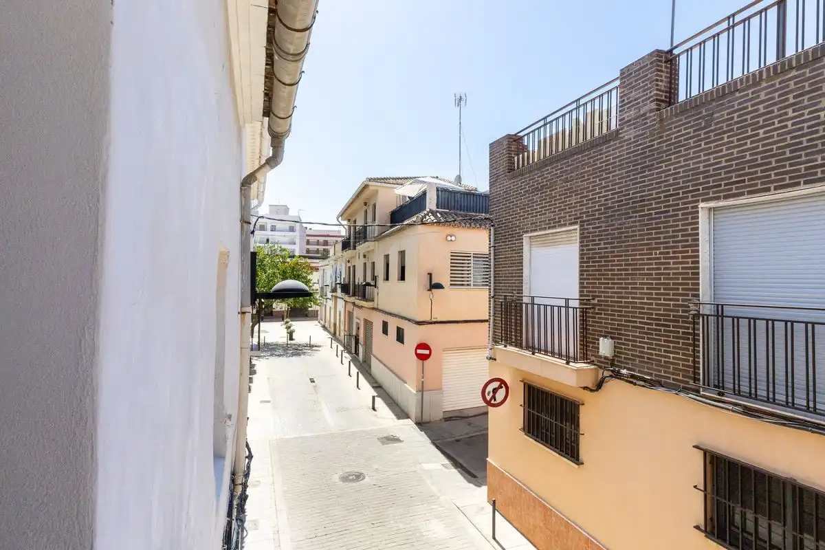 Exterior view of Flat for sale in Torrent  with Air Conditioner and Heating