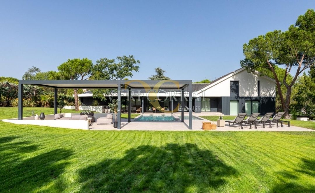 Jardí de Casa o xalet en venda en Boadilla del Monte amb Aire condicionat, Calefacció i Jardí privat
