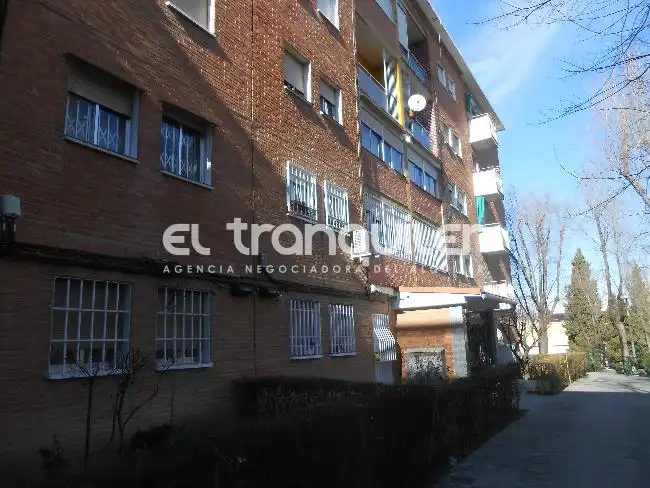 Vista exterior de Pis de lloguer en Moratalaz