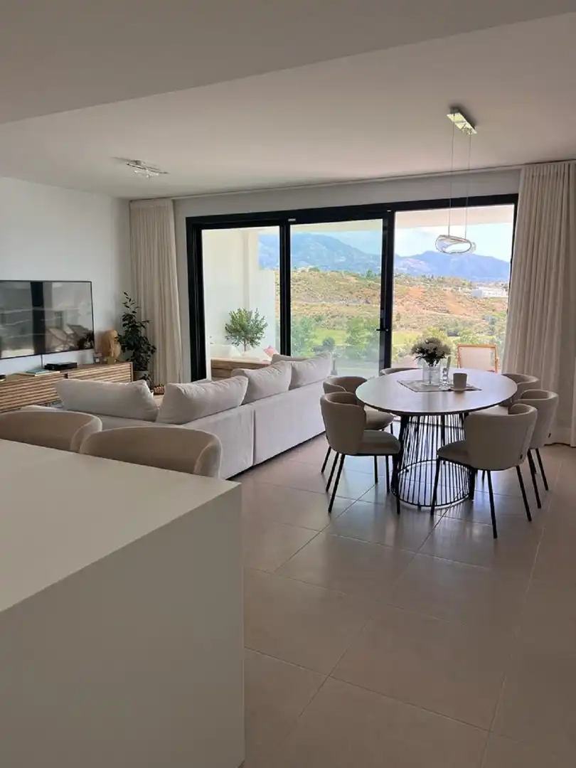 Wohnzimmer von Wohnungen zum Verkauf in Mijas mit Klimaanlage, Terrasse und Schwimmbad