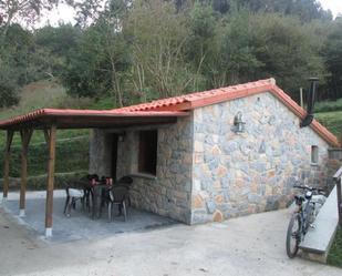 Vista exterior de Casa o xalet en venda en Gijón  amb Calefacció, Terrassa i Piscina