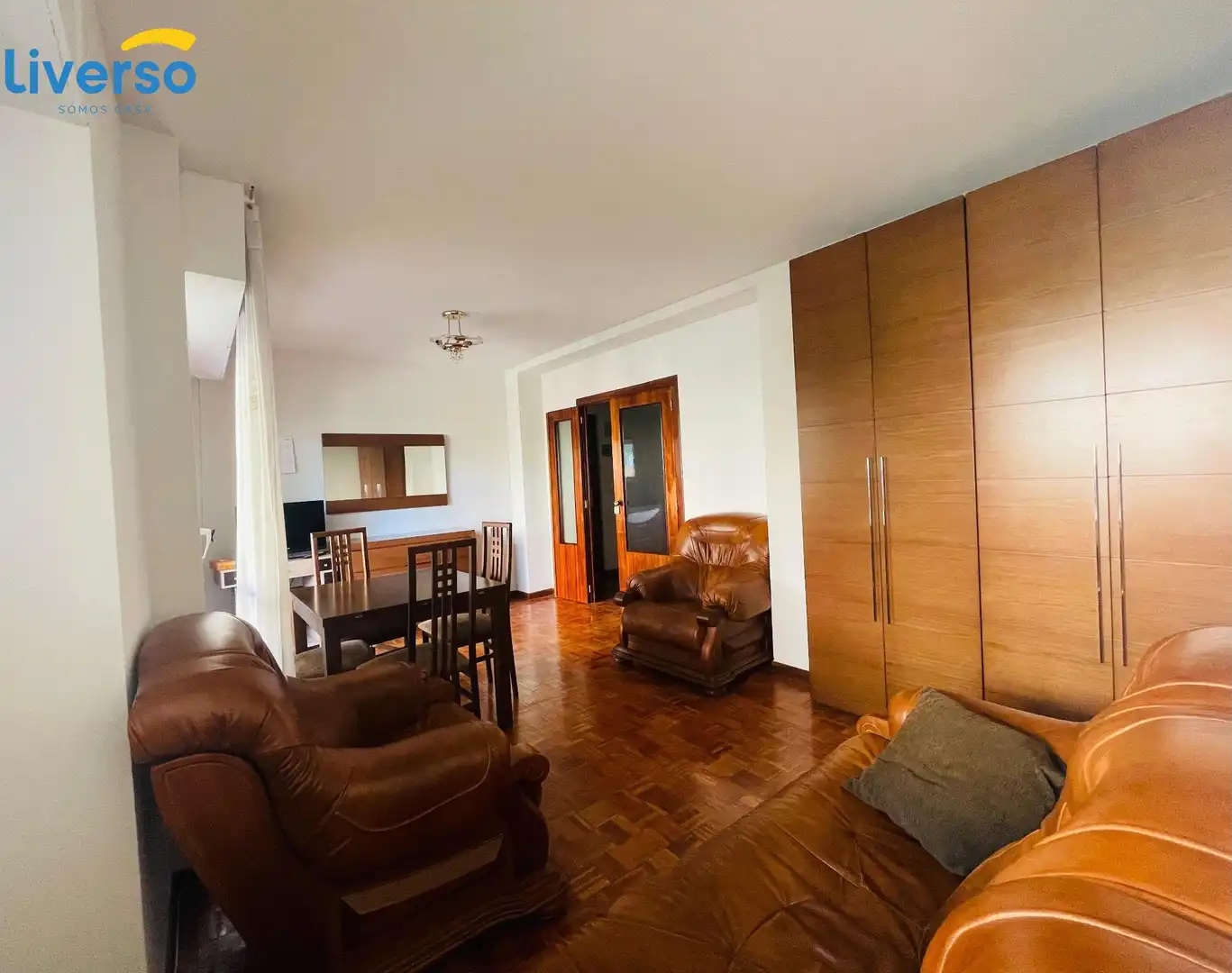 Sala d'estar de Pis en venda en Aranda de Duero amb Parquet i Moblat