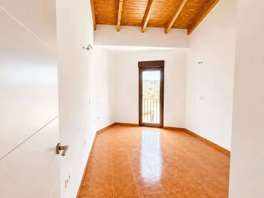 Terraced house with garden for sale in Relleu, imagen 15