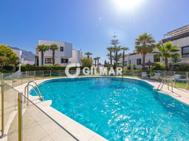 Duplex con balcone in vendita a Milla de Oro