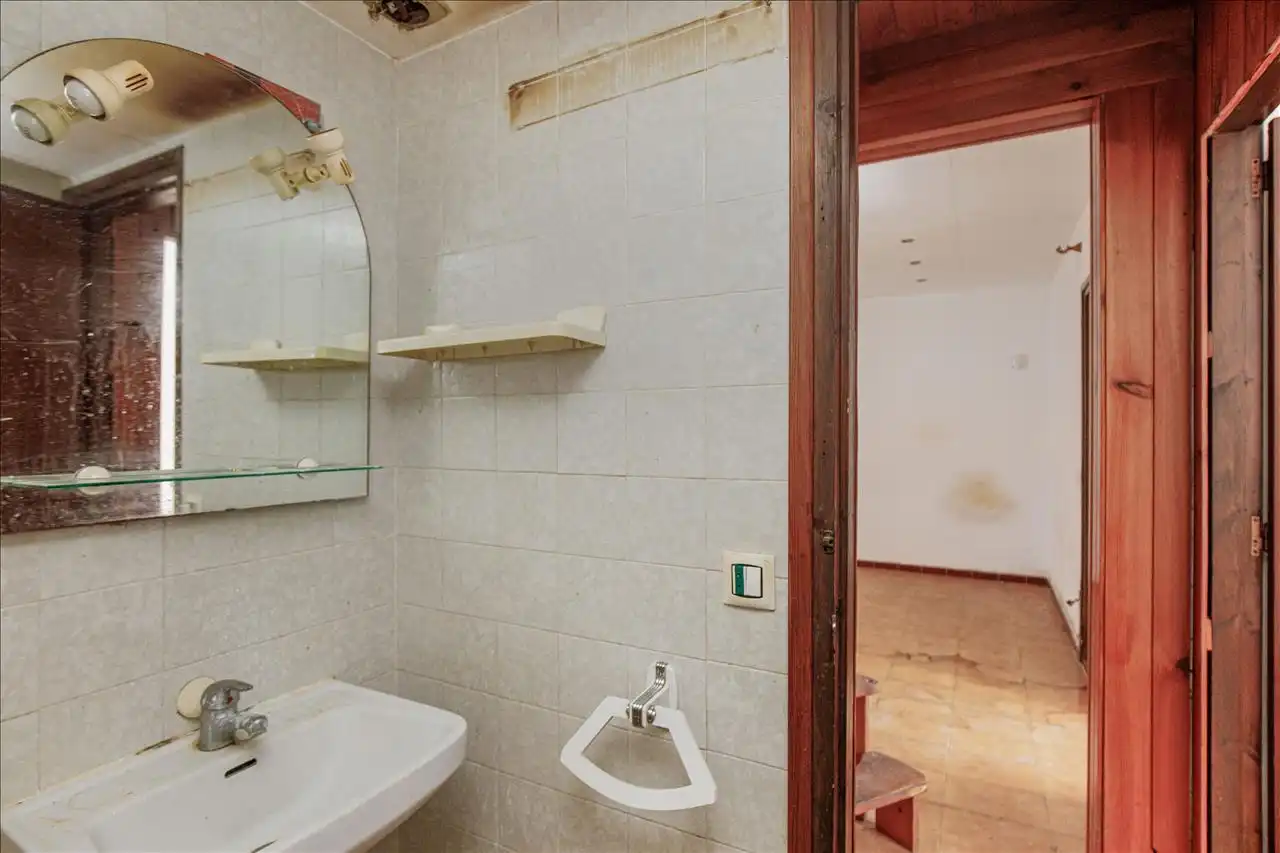 Casa aparellada amb piscina en venda a De La Illeta, imagen 3