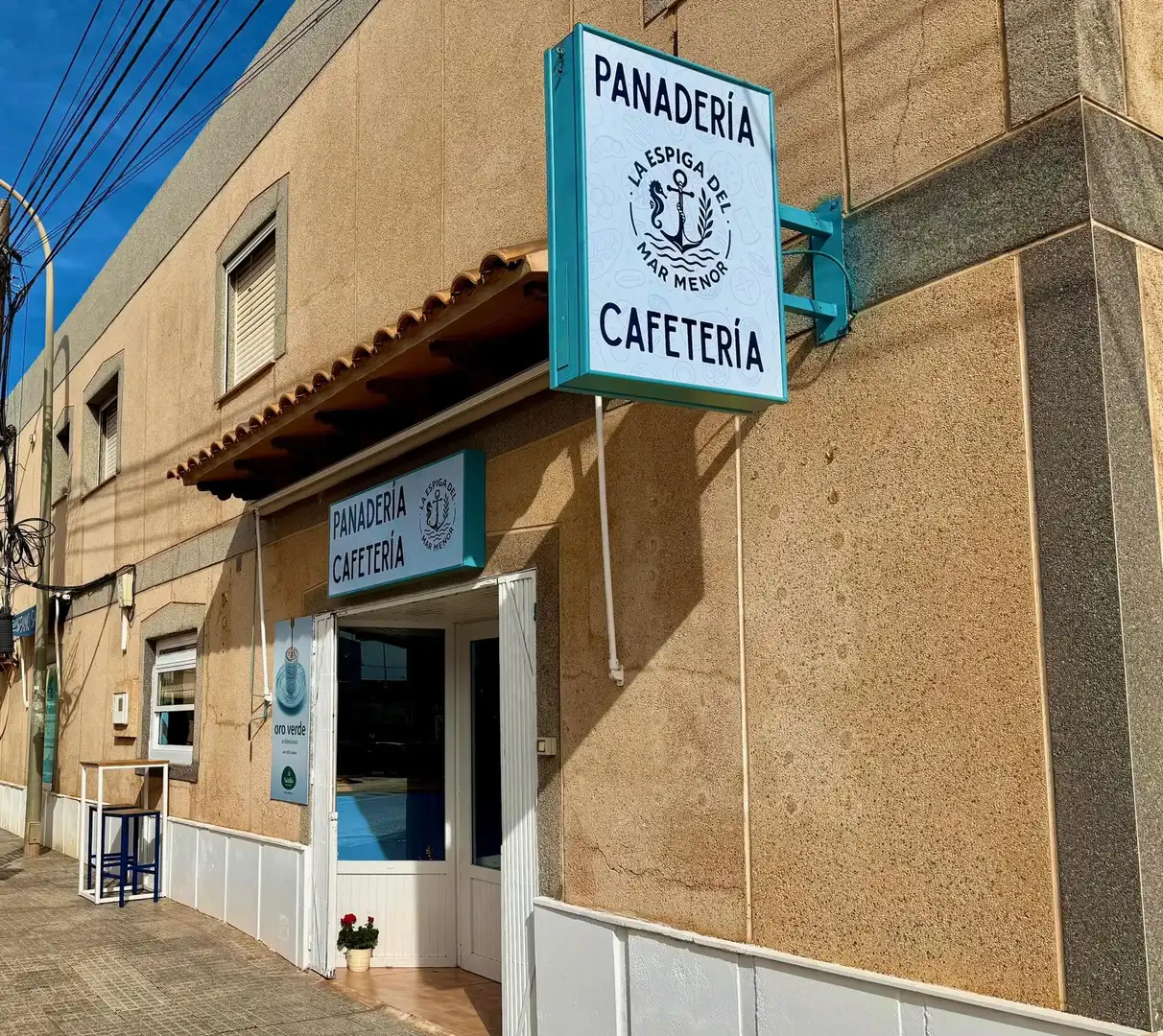 Casa adosada en venta en Cartagena con Terraza, Trastero y Balcón