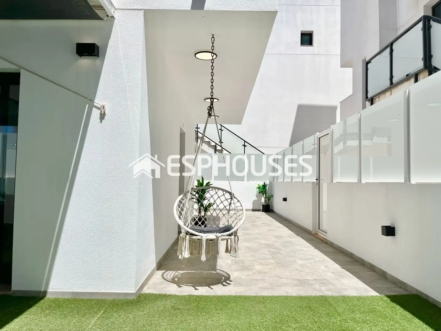 Chalet con terraza en venta en Los Secanos, imagen 3