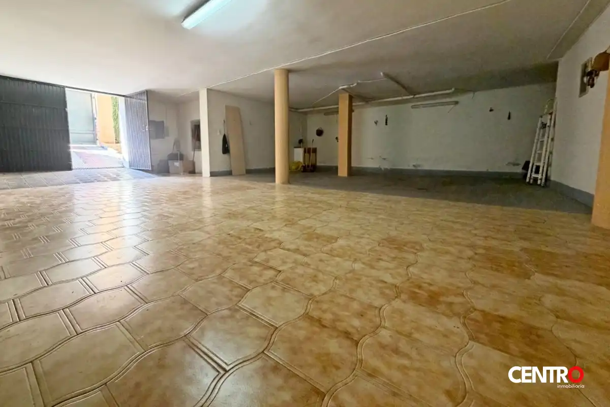 Pis en venda en La Zubia amb Aire condicionat, Calefacció i Jardí privat