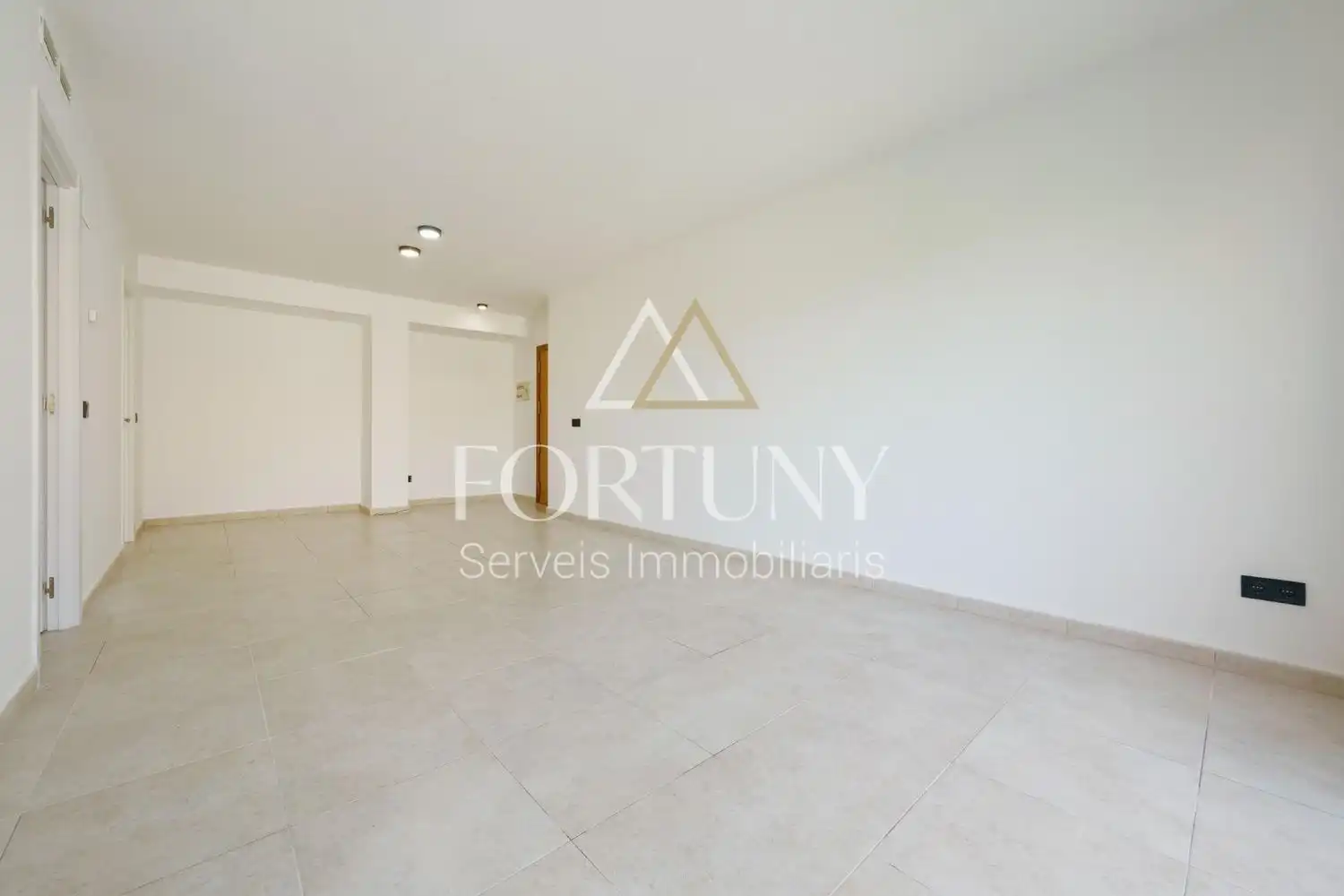 Flat with terrace for sale in de Guillem de Jorba 2, imagen 5