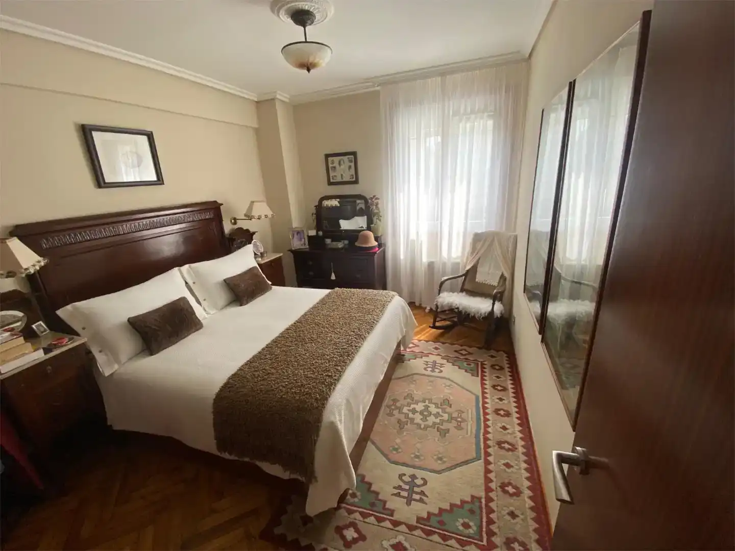 Habitación de Piso en venta en Vigo  con Parquet, Trastero y Balcón
