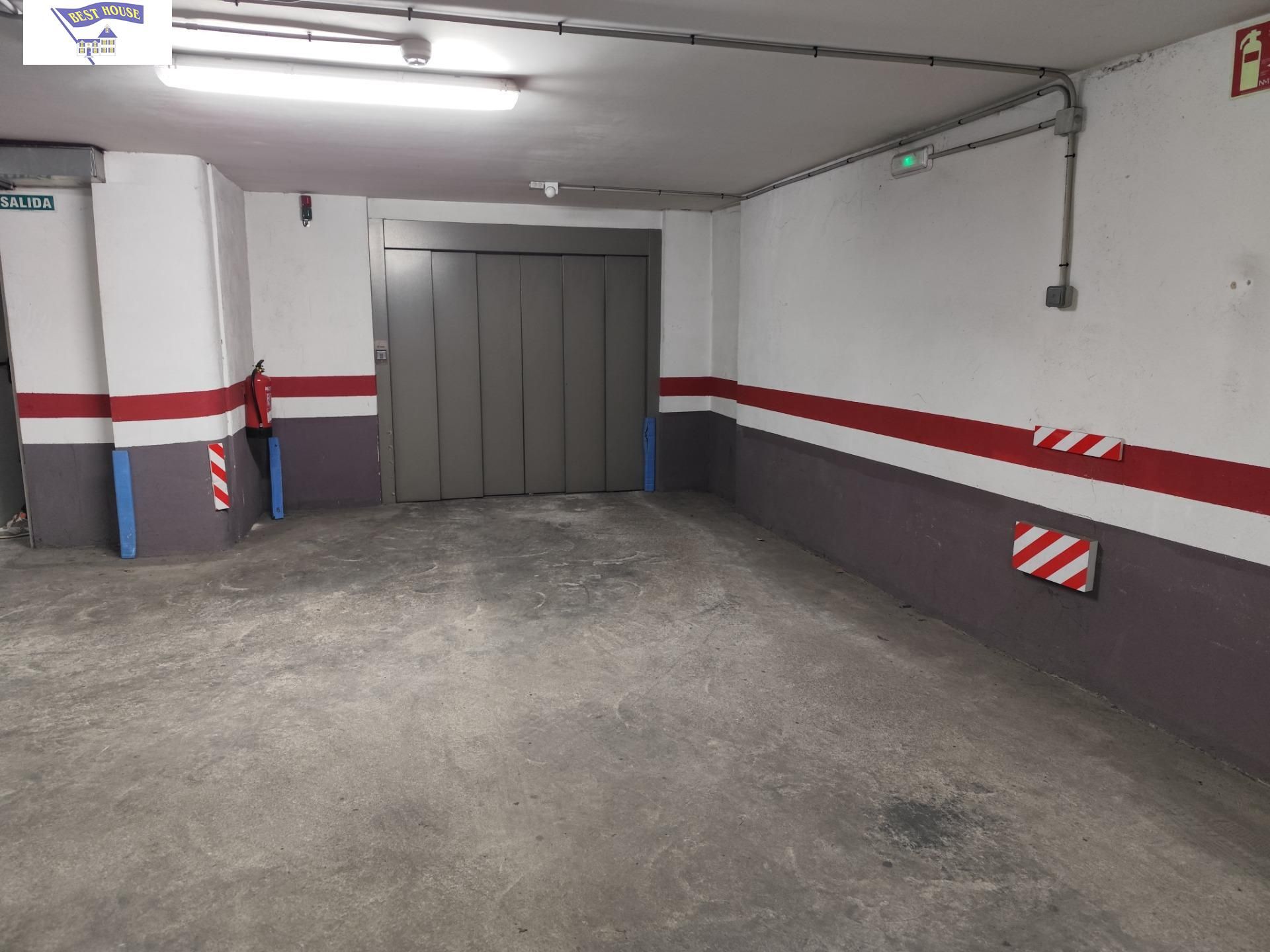 Parking de Garaje de alquiler en  Albacete Capital