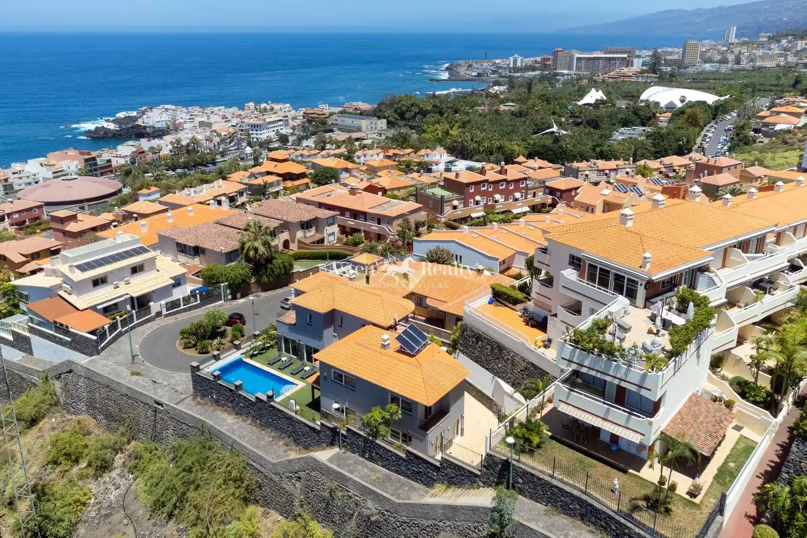 Houses for sale in De La Lancha, Playa Jardín