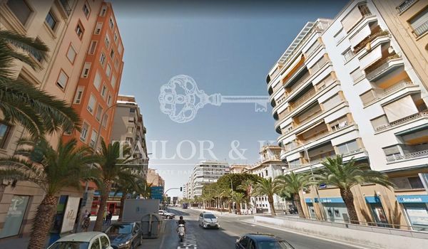 Exterior view of Premises for sale in Alicante / Alacant  with Air Conditioner, Heating and Alarm