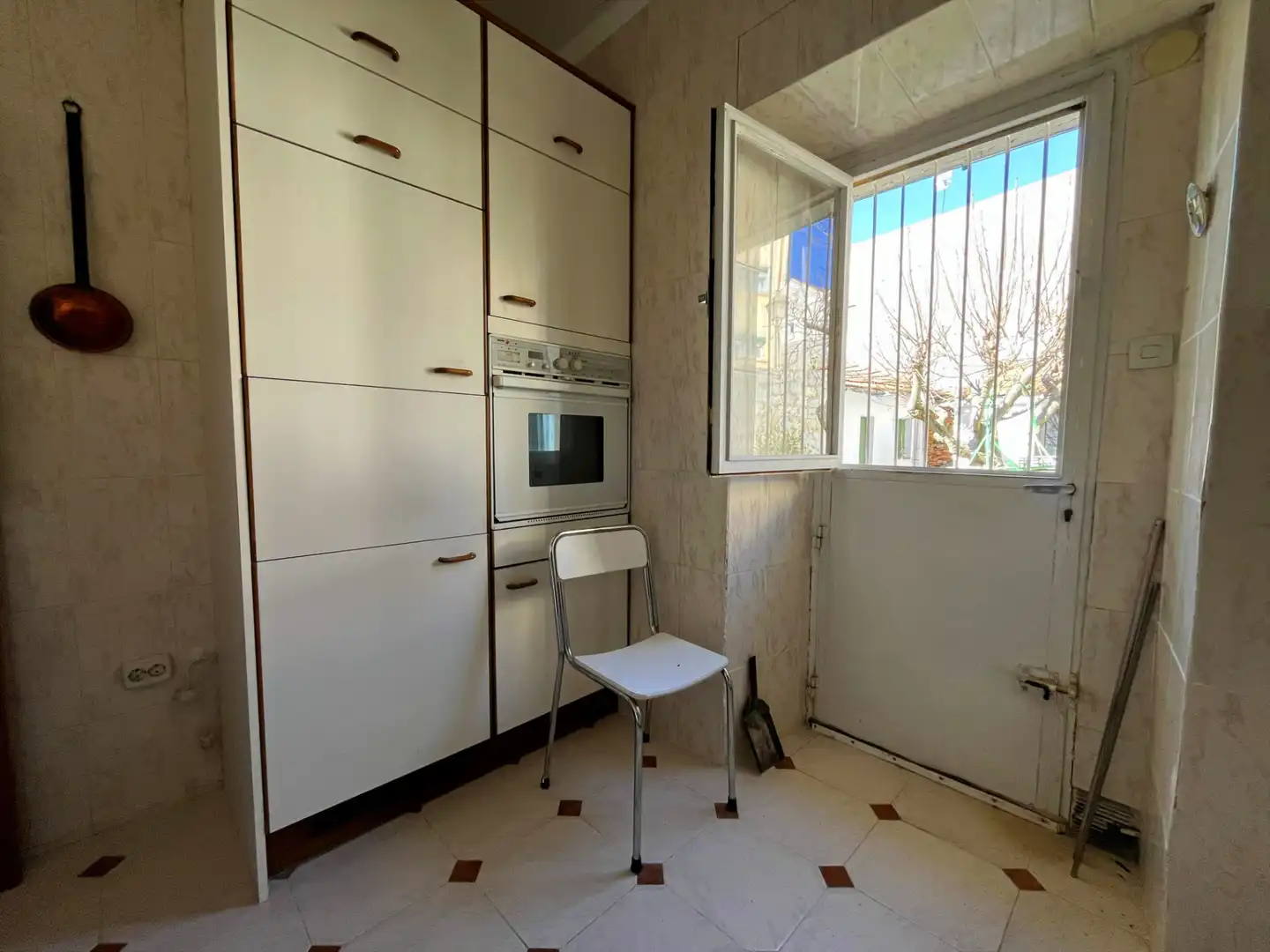 Cuina de Casa o xalet en venda en Guadarrama amb Calefacció, Jardí privat i Terrassa