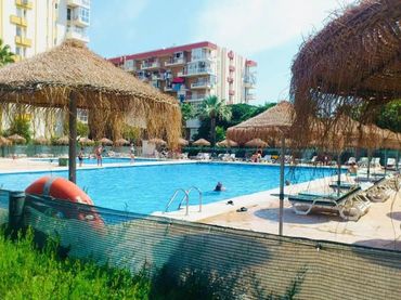 Estudi amb piscina en venda a Avenida Gamonal
