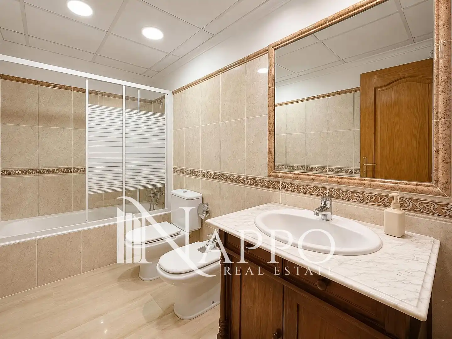 Baño de Casa adosada en venta en  Palma de Mallorca con Aire acondicionado, Calefacción y Jardín privado