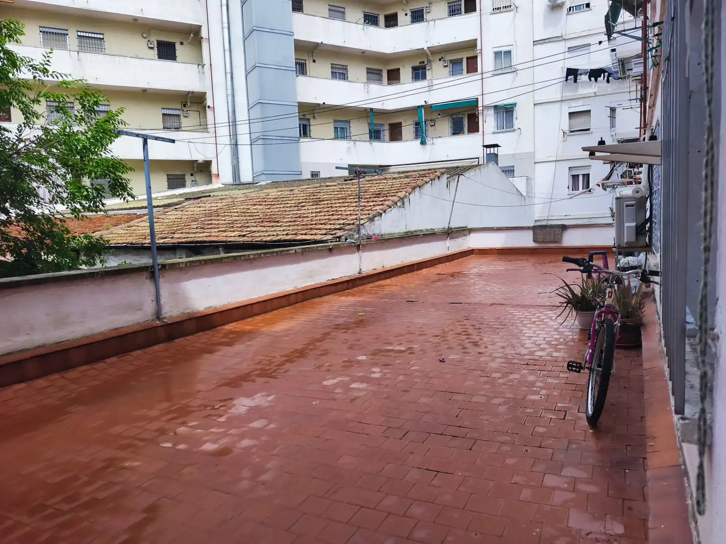 Terraza de Piso para compartir en Madrid con Calefacción, Terraza y Amueblado