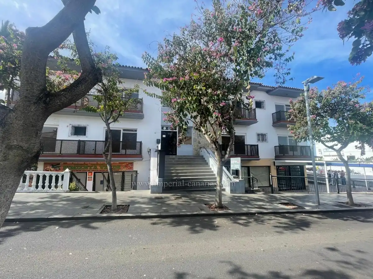 Außenansicht von Gebäude zum Verkauf in Puerto de la Cruz