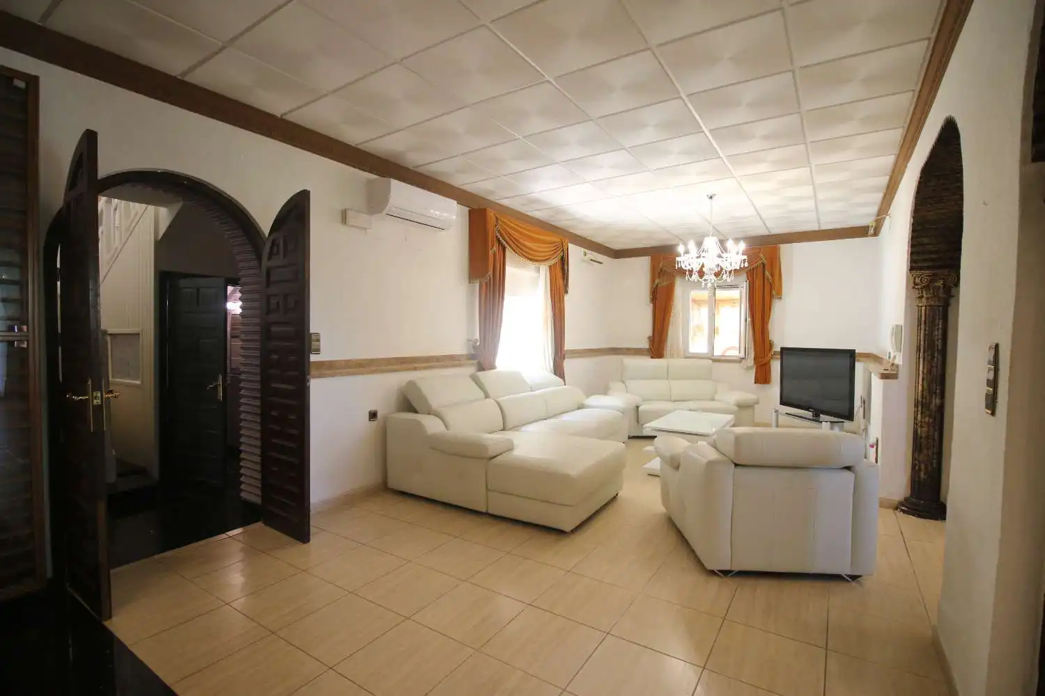 Sala de estar de Casa o chalet en venta en Cuevas del Almanzora con Aire acondicionado, Terraza y Piscina